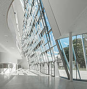 Photo: Anton Bruckner Private University, Foyer